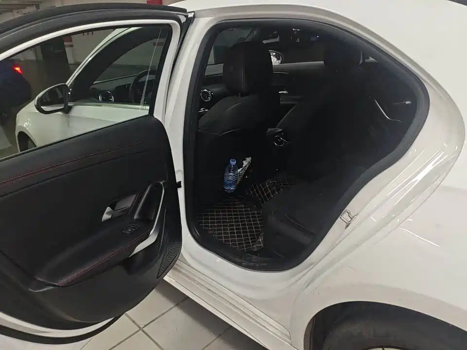Mercedes-Benz A-Class — миниатюра 4