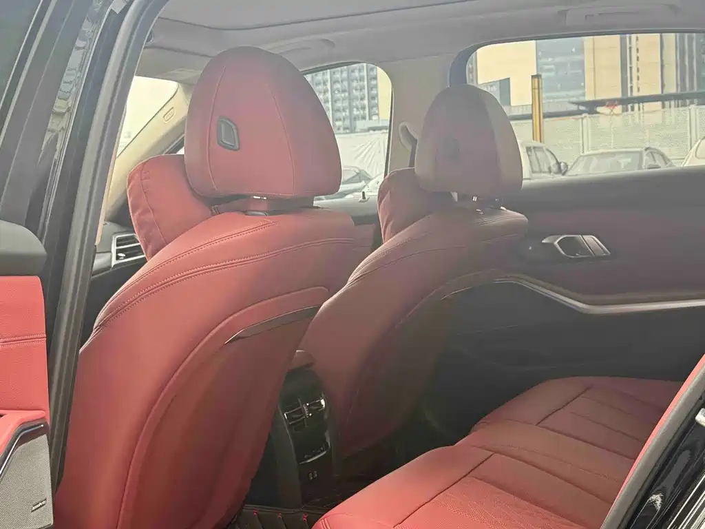 BMW 3 Series — миниатюра 7