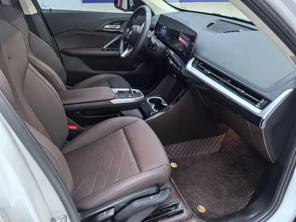BMW X1 — миниатюра 10