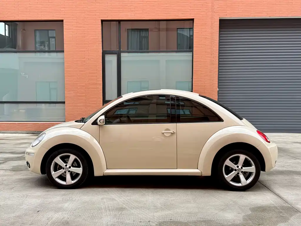 Volkswagen Beetle — миниатюра 7