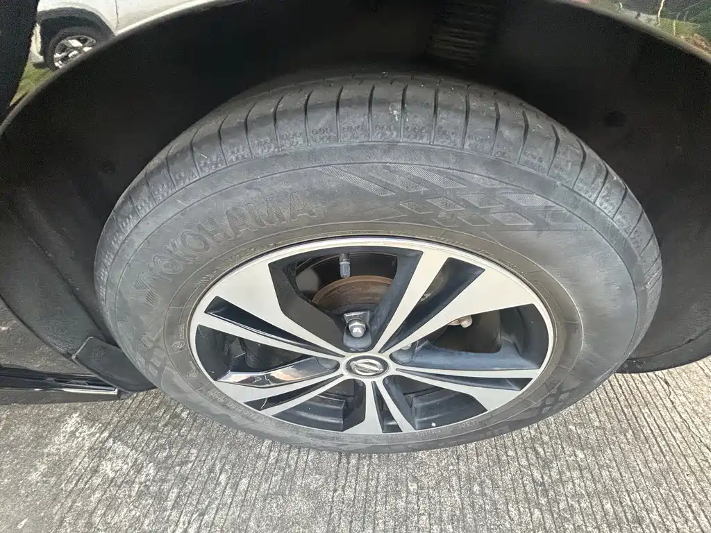 Nissan Sylphy — миниатюра 11