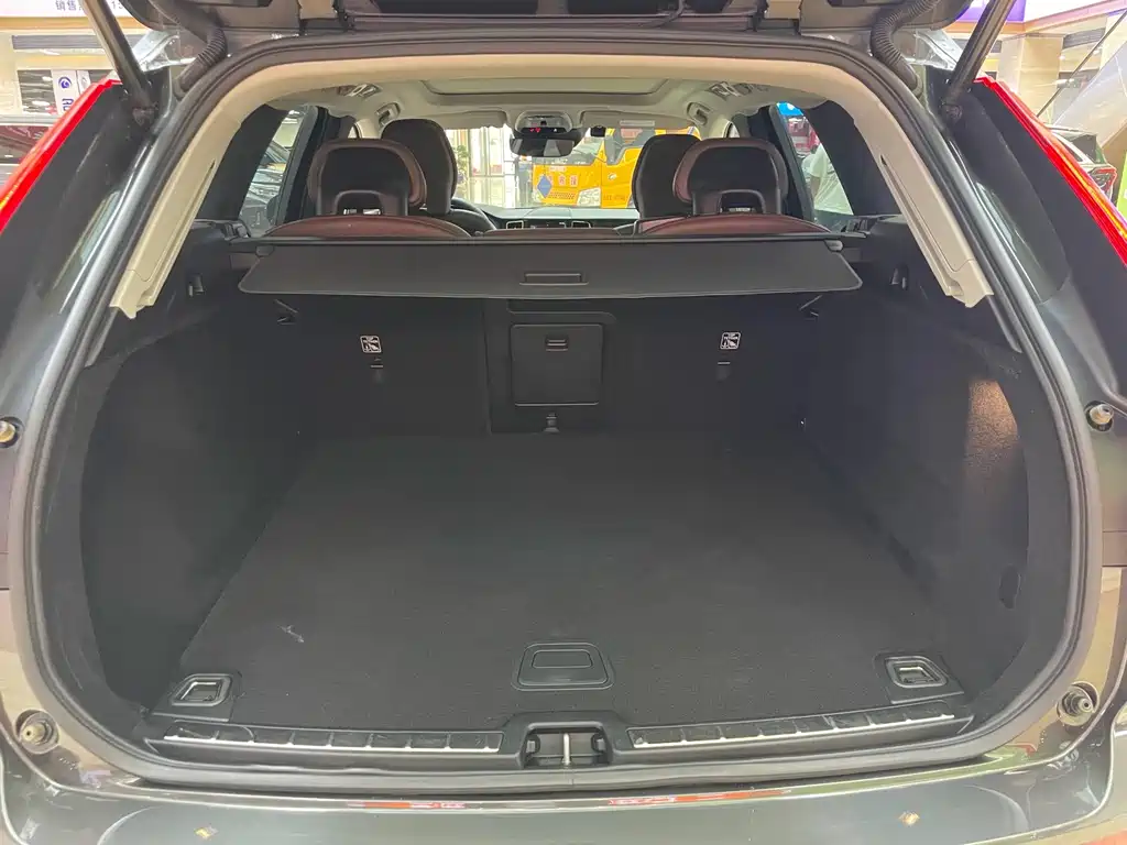 Volvo XC60 — миниатюра 15