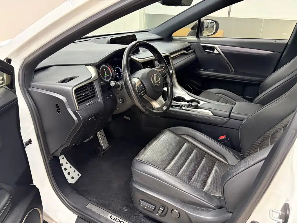 Lexus RX — миниатюра 4
