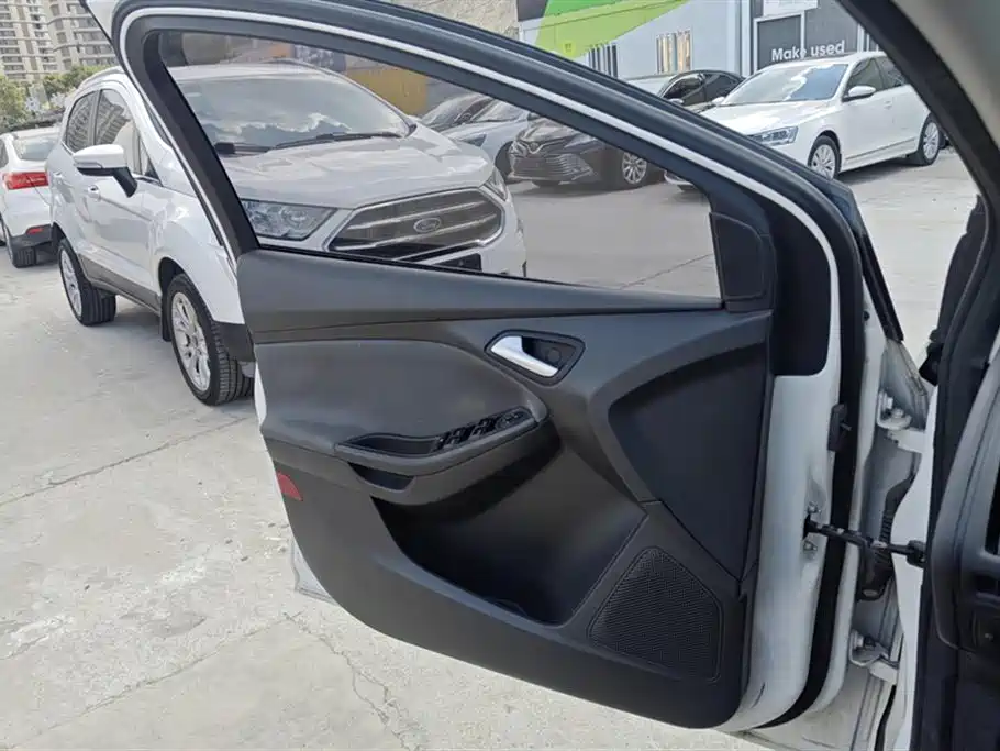Ford Focus 2012 1.6L AT Comfort