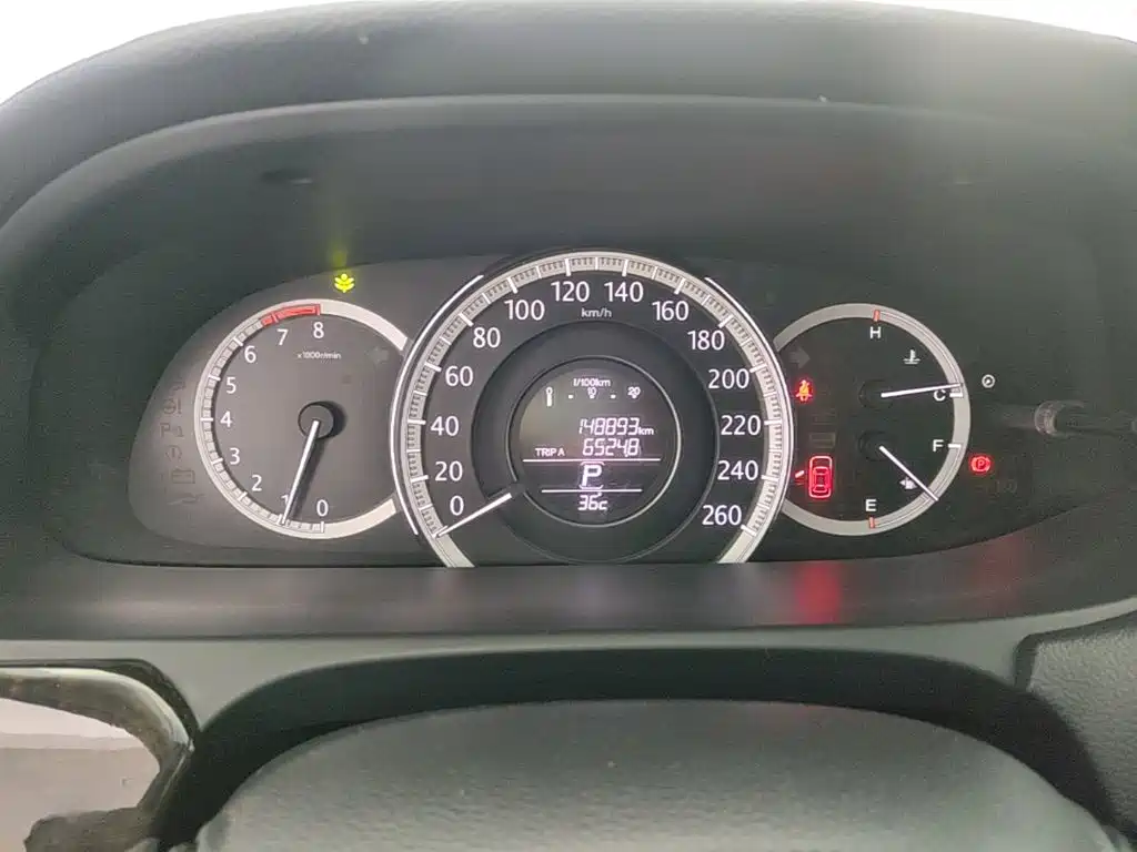 Honda Accord — миниатюра 12