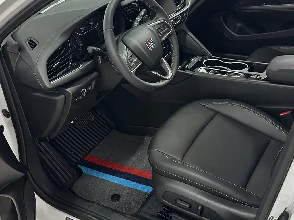 Buick Regal — миниатюра 10