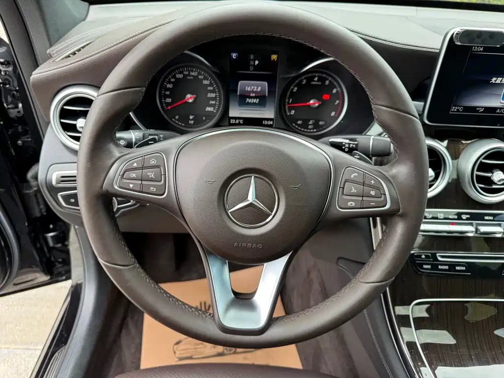 Mercedes-Benz GLC — миниатюра 24