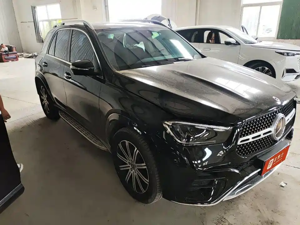 Mercedes-Benz GLE (Import) — миниатюра 4