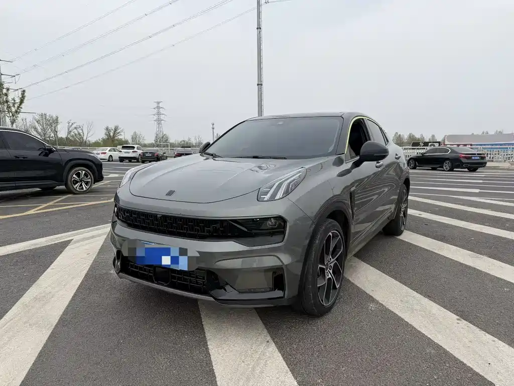 Купить Lynk & Co 05