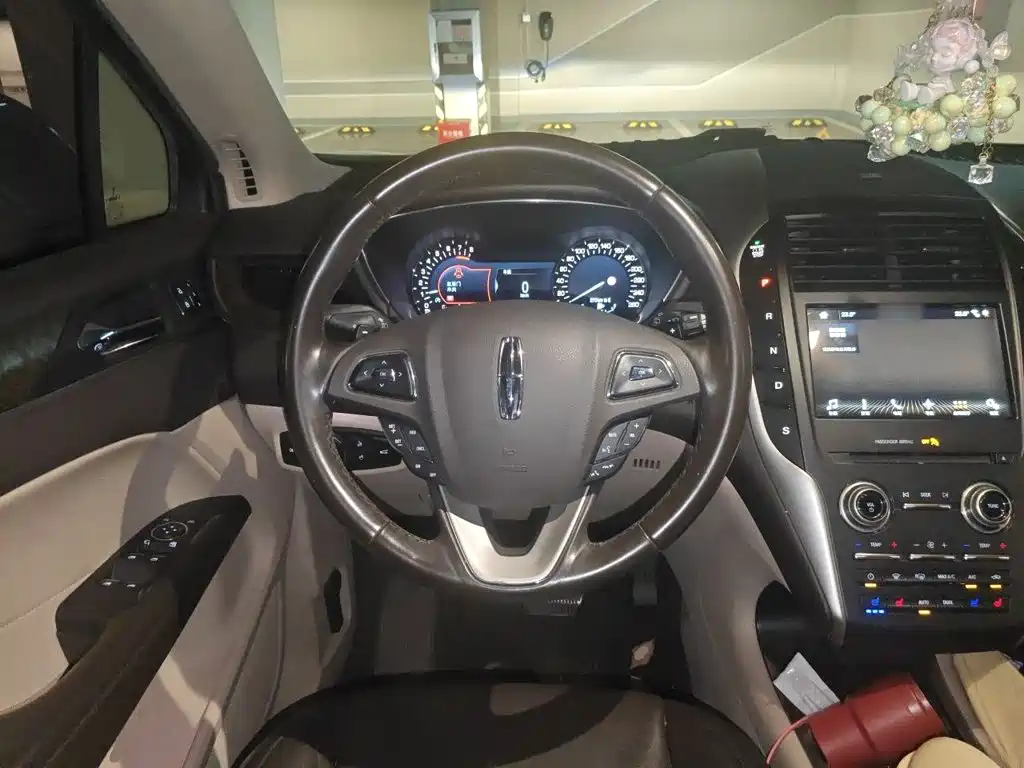Lincoln MKC — миниатюра 3
