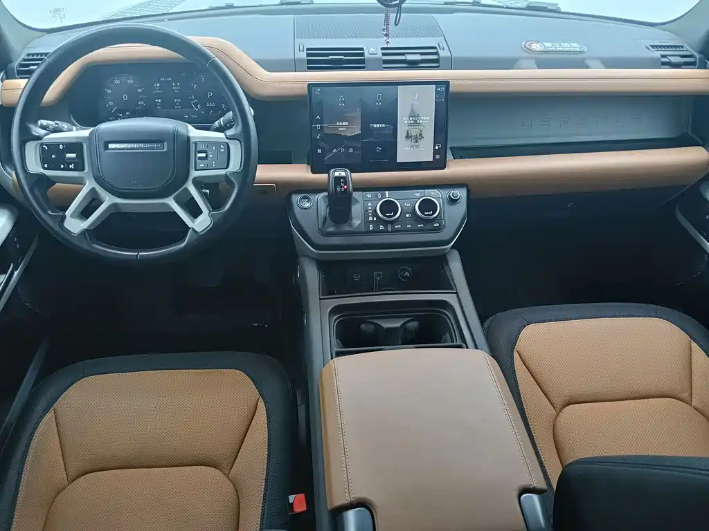 Land Rover Defender — миниатюра 12