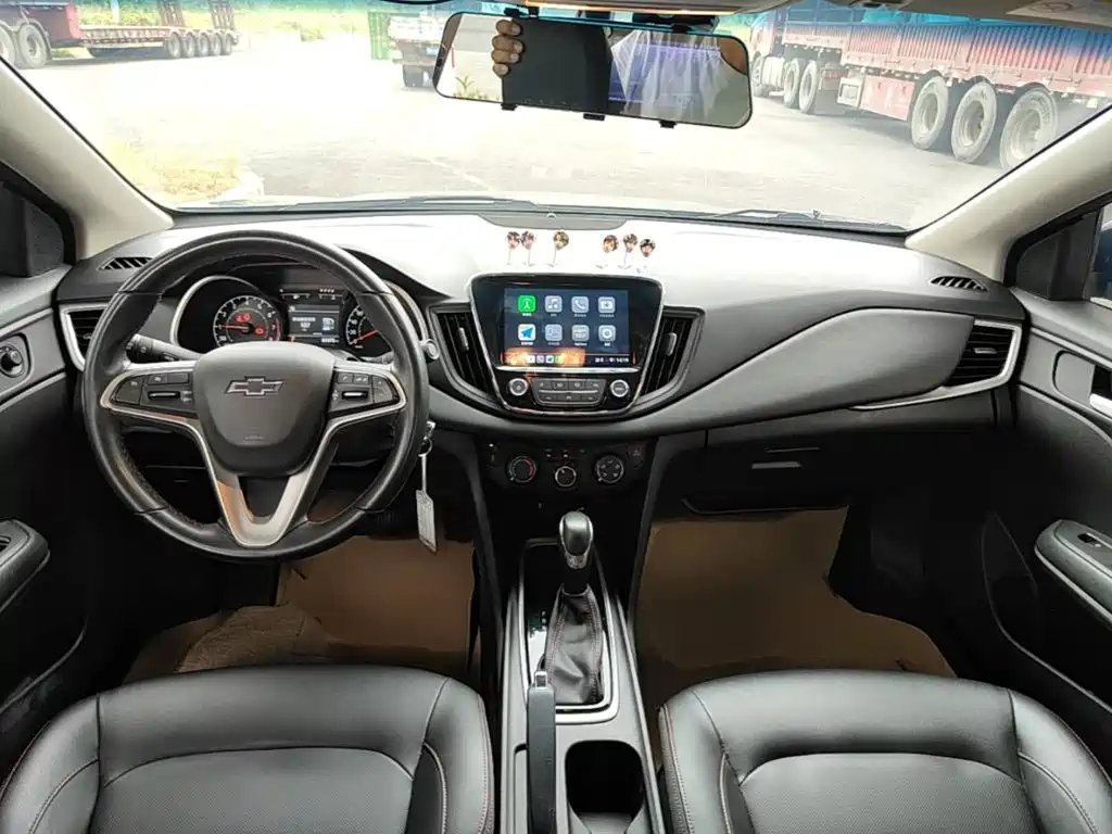 Chevrolet Monza — миниатюра 10