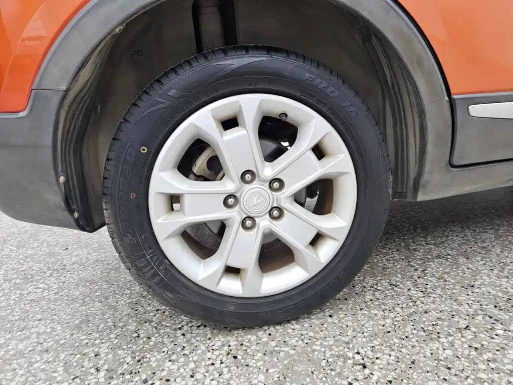 Changan CS15 — миниатюра 13