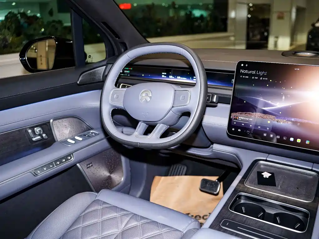 NIO ES8 — миниатюра 18