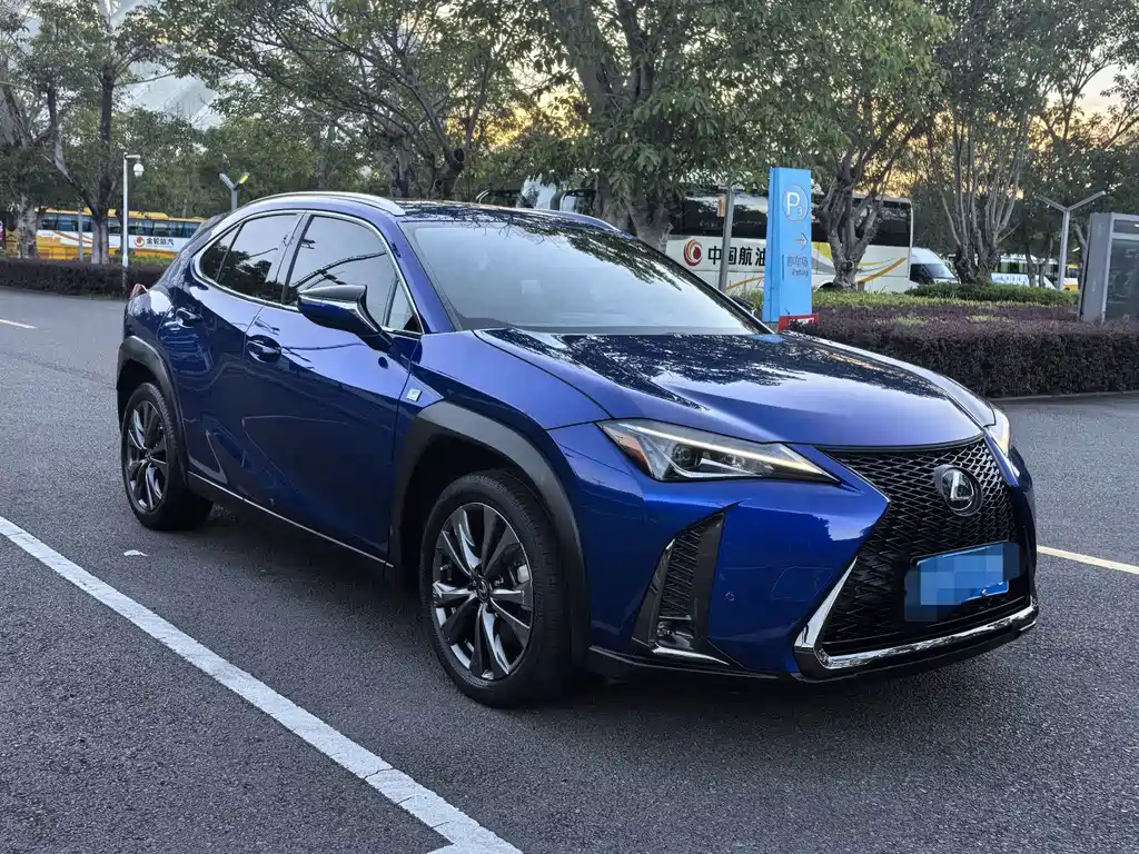Lexus UX — миниатюра 2