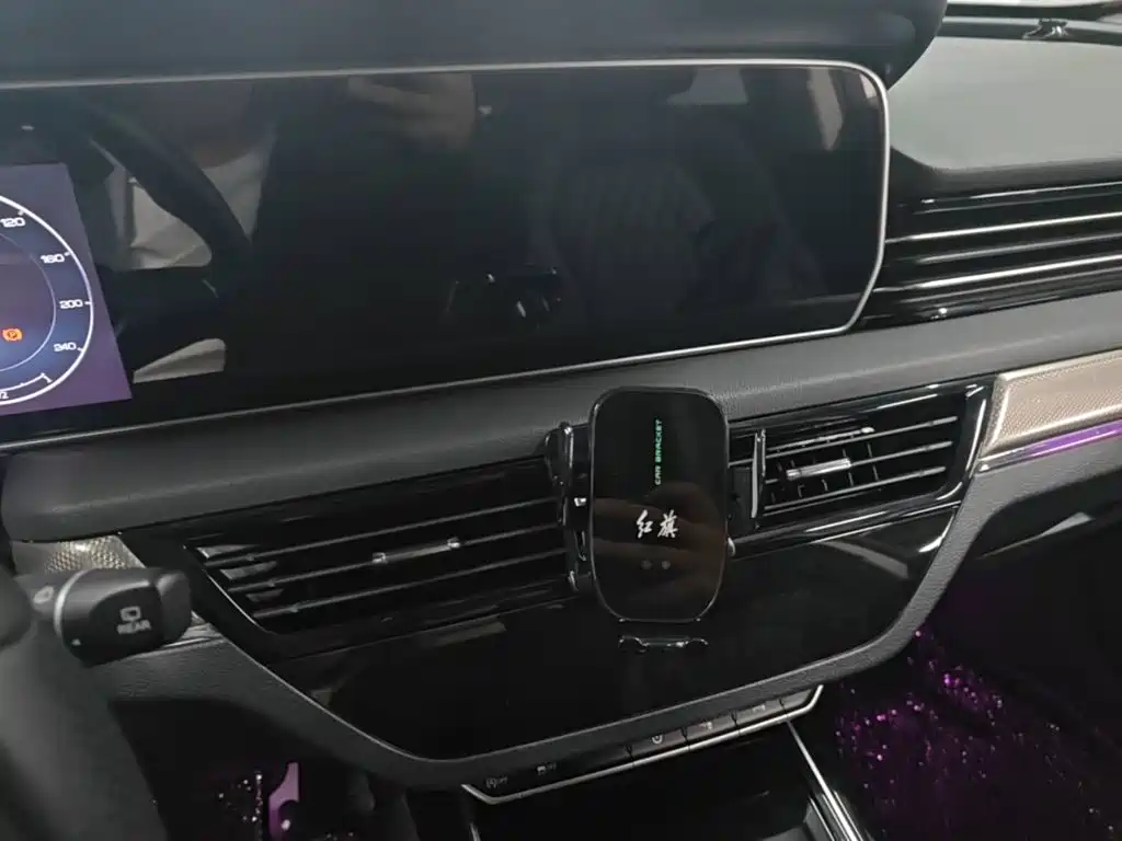 Hongqi Hongqi HS5 — миниатюра 13