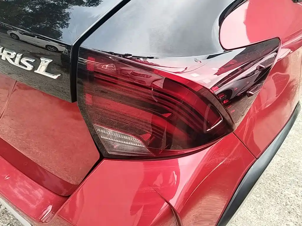 Toyota Yaris L — миниатюра 8