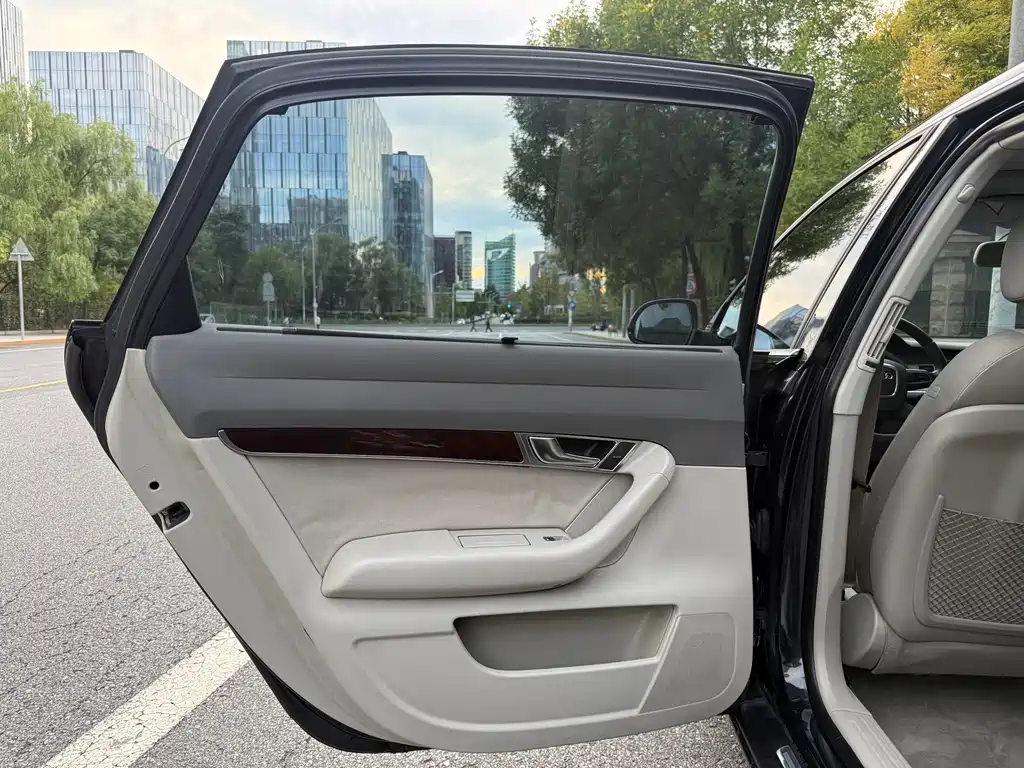 Audi A6L — миниатюра 14
