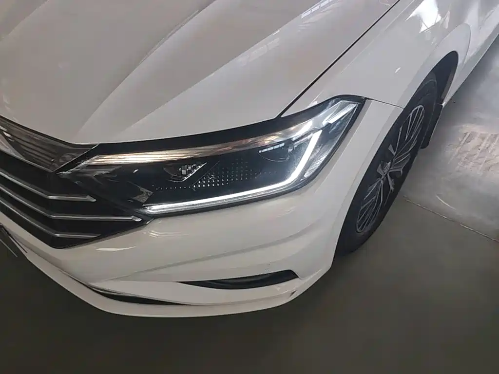 Volkswagen Sagitar — миниатюра 24