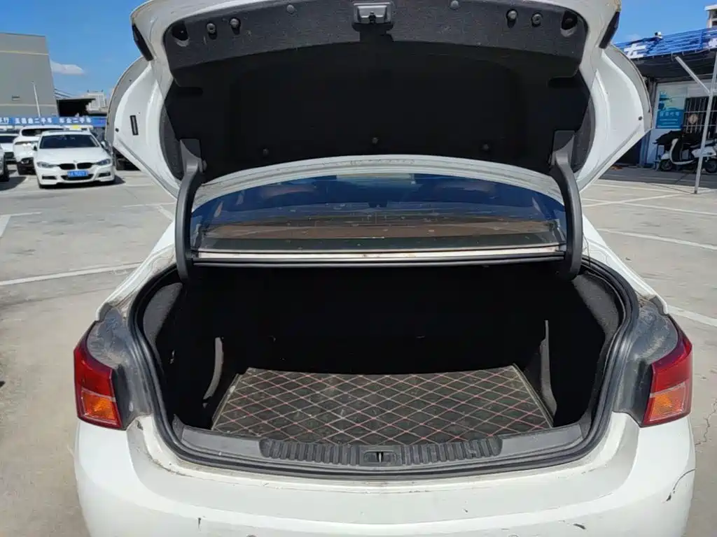 Buick Verano — миниатюра 19