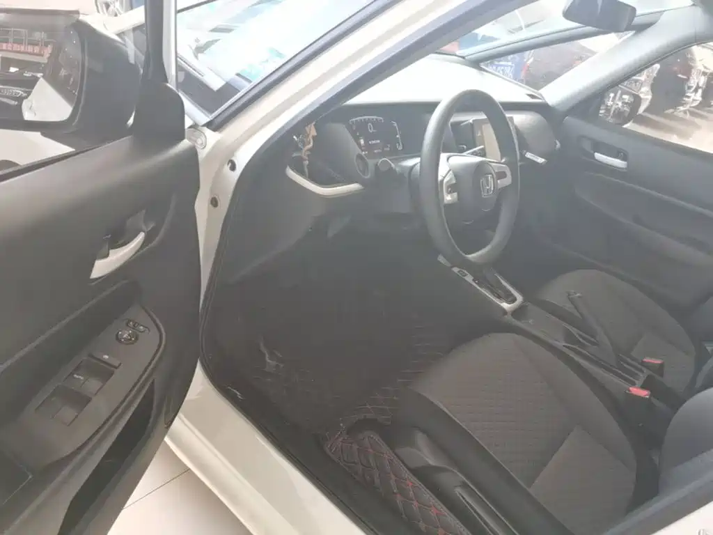 Honda Fit — миниатюра 16