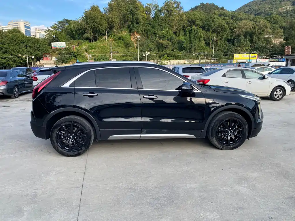 Cadillac XT4 — миниатюра 4