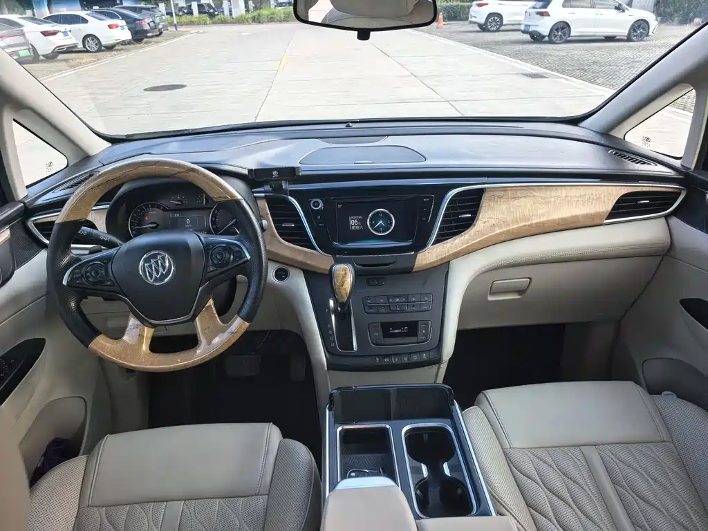 Buick GL8 — фотографии объявления, Фото 9