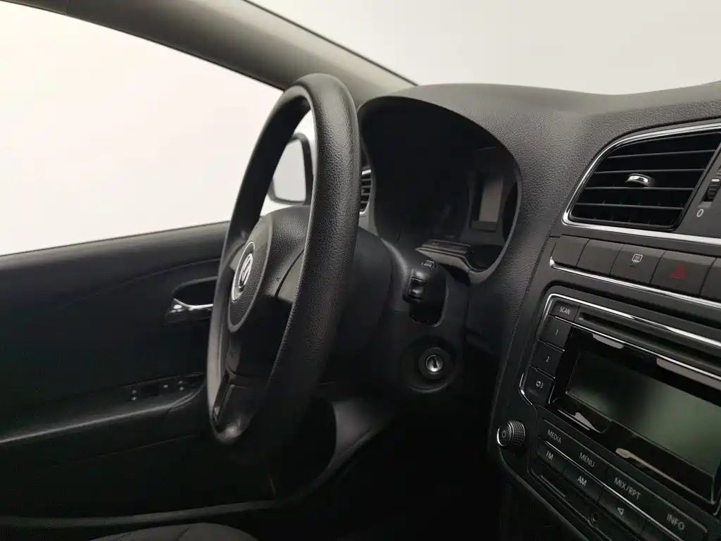 Volkswagen Polo — миниатюра 22