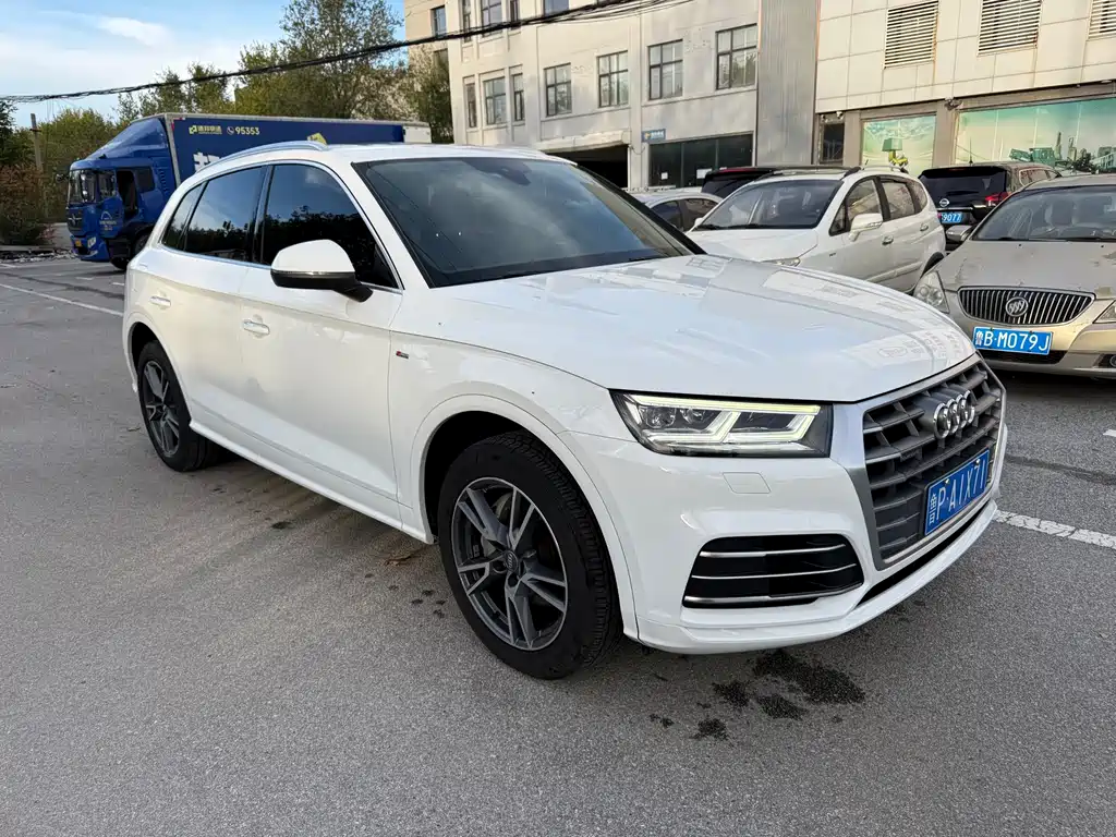Audi Q5L — миниатюра 3