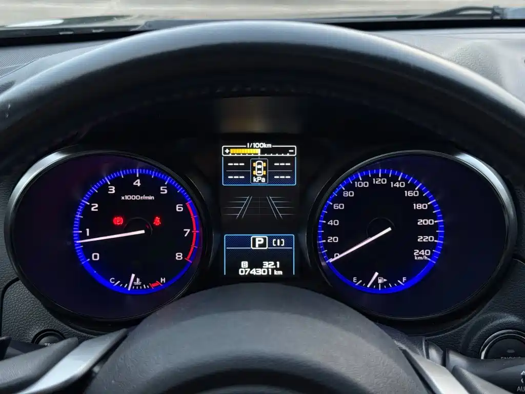Subaru Legacy — миниатюра 12