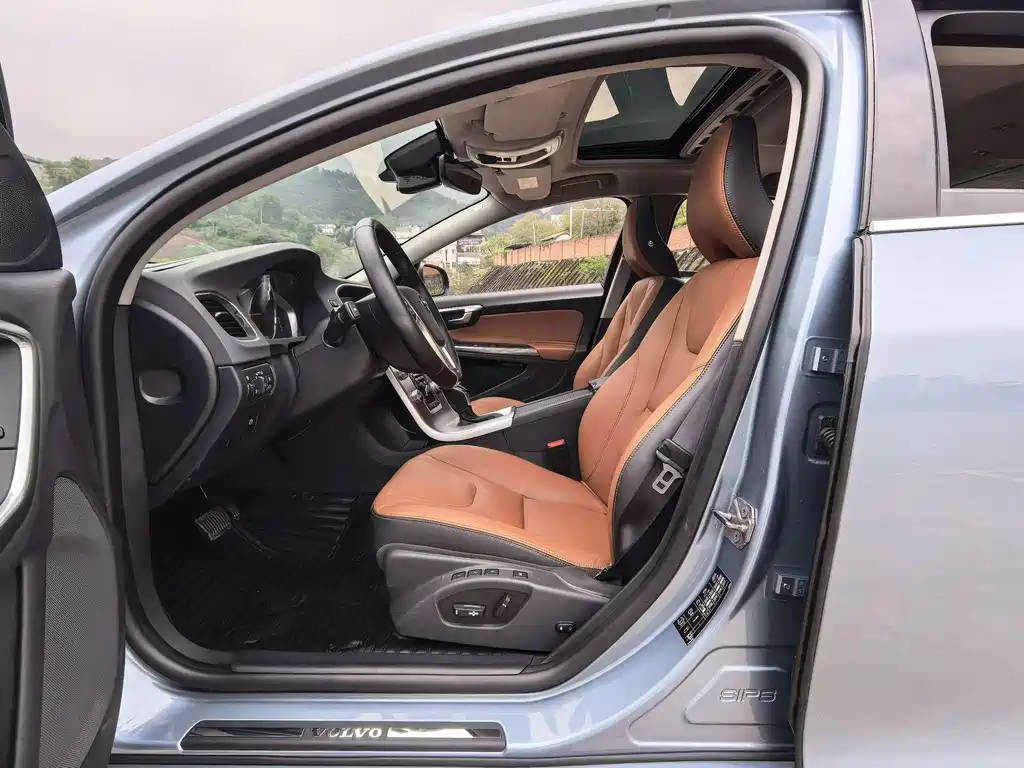 Volvo S60 2018 S60L T4