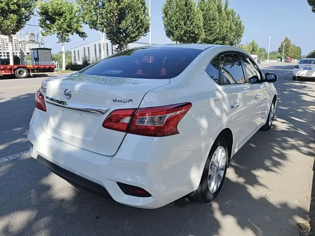 Nissan Sylphy — миниатюра 7