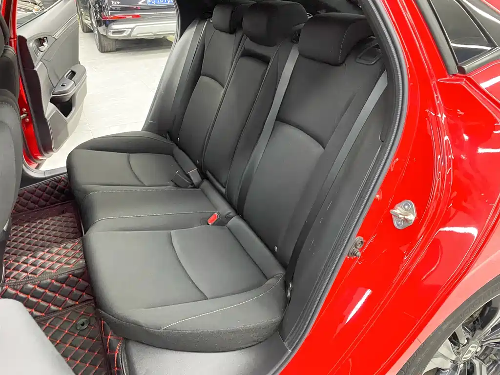Honda Civic — миниатюра 12