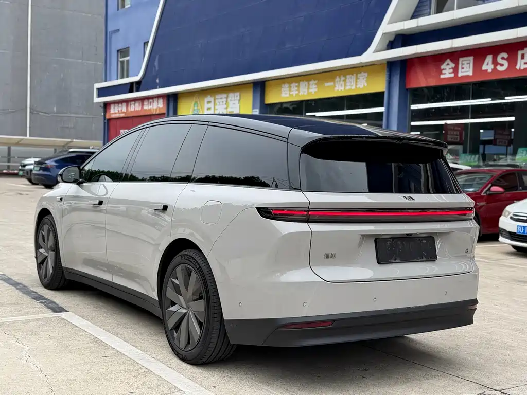 Li Auto Li i8 — миниатюра 16