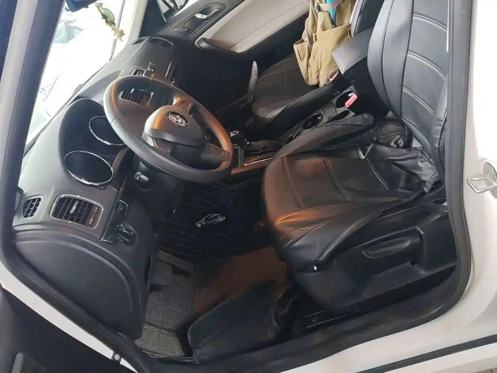 Skoda Yeti — миниатюра 11