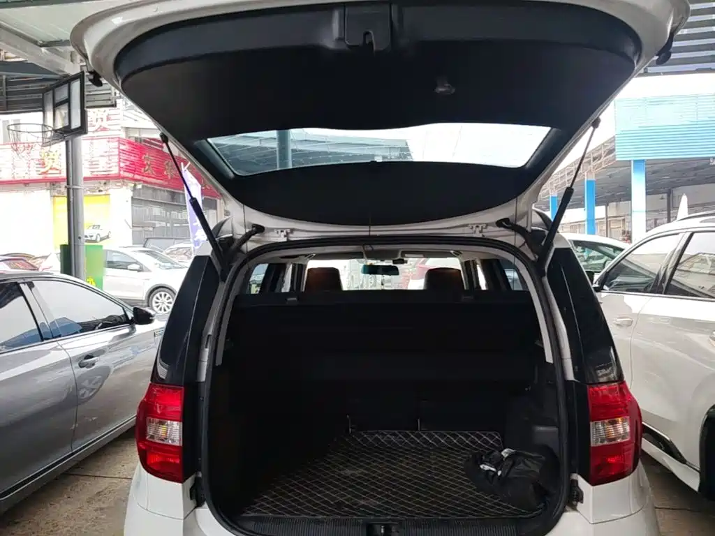 Skoda Yeti — миниатюра 15