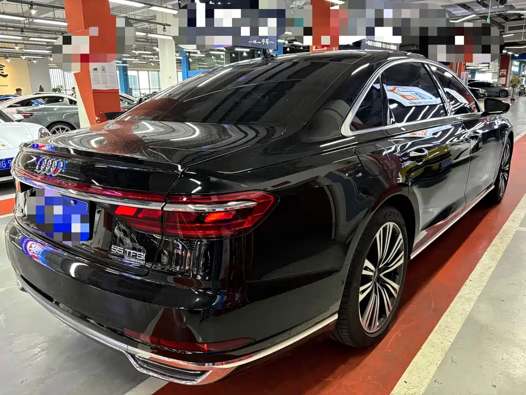 Audi A8 — миниатюра 13