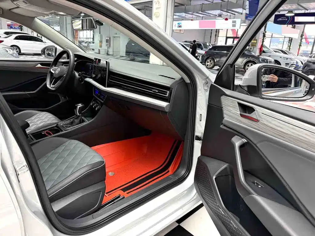 Volkswagen Sagitar — миниатюра 12