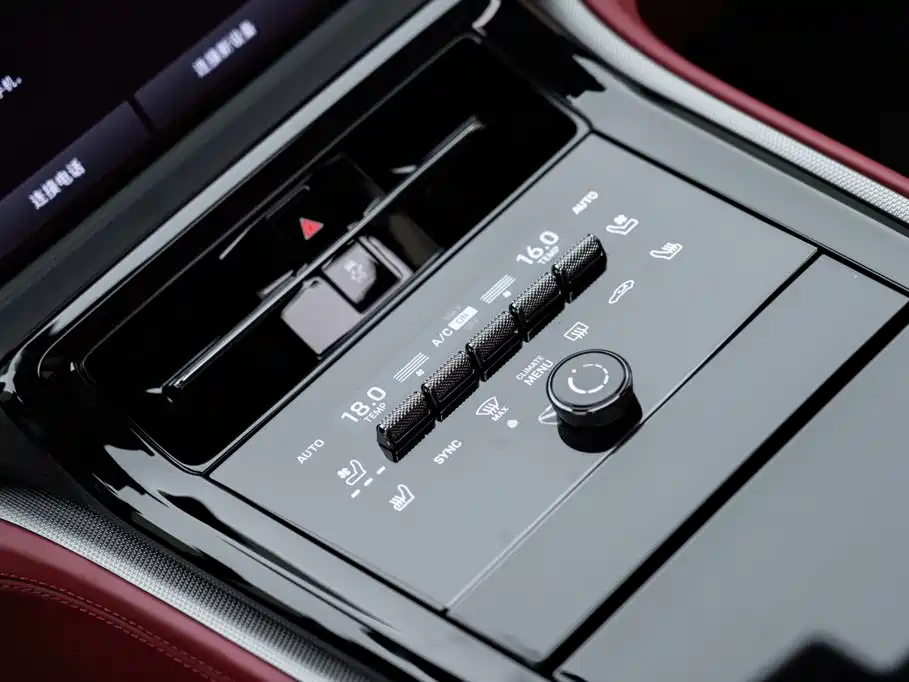 Porsche Panamera — миниатюра 16