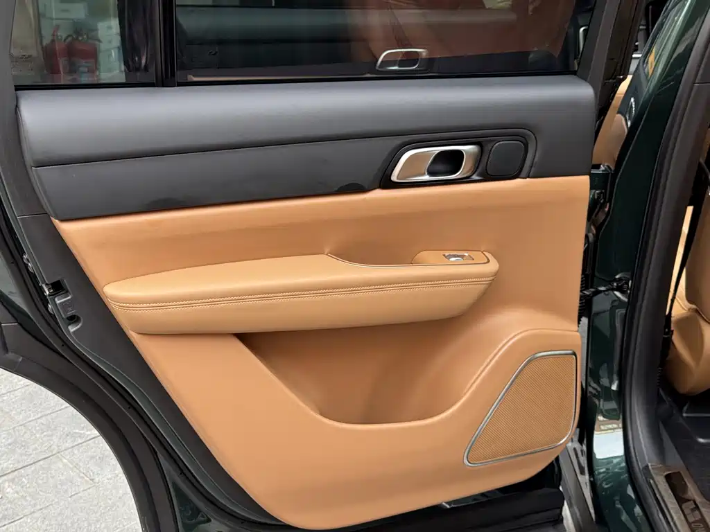 Li Auto Li ONE — миниатюра 15