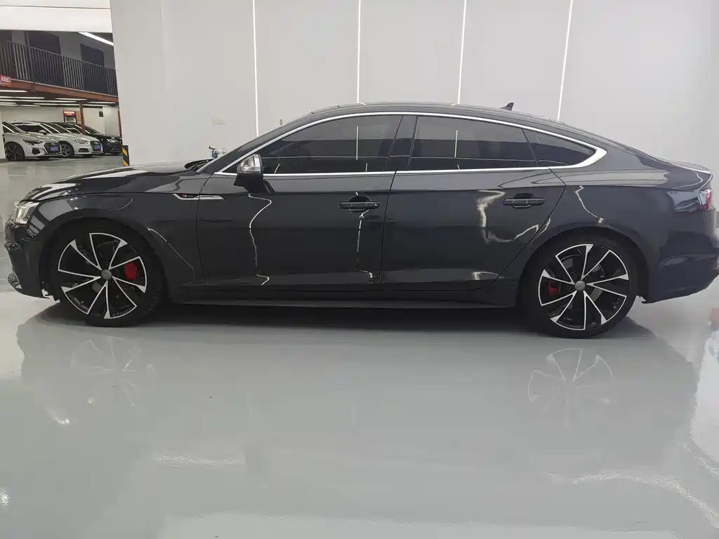 Audi A5 (Import) — миниатюра 7