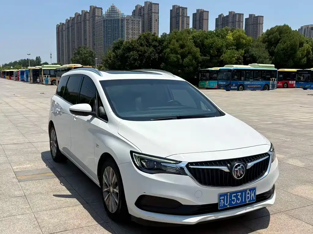 Buick GL6 2021 323T Elite
