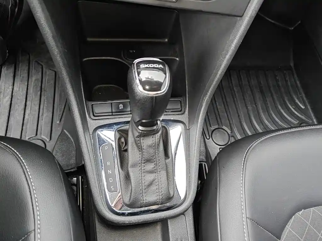 Skoda Rapid Spaceback — миниатюра 14