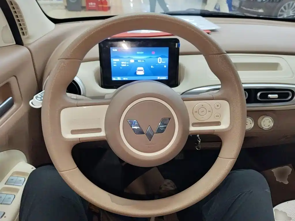 Wuling MINIEV — миниатюра 11