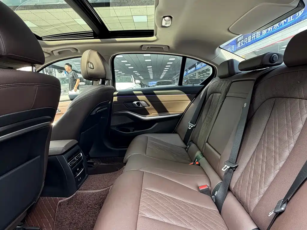 BMW 3 Series — миниатюра 6