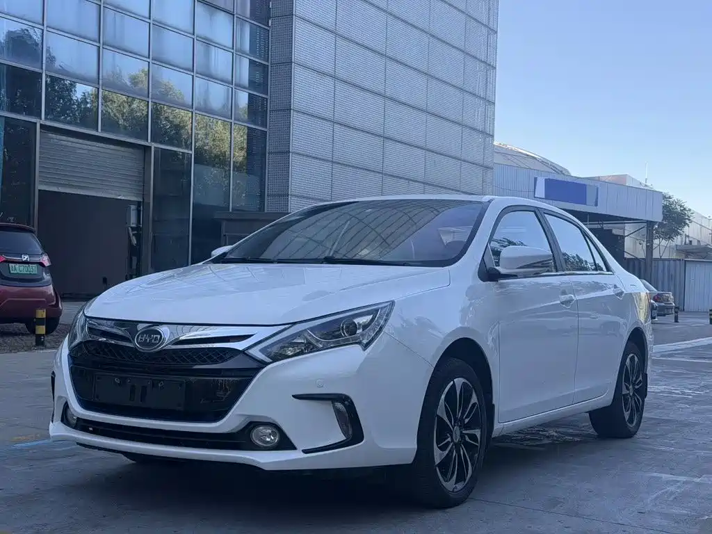 BYD Qin NEV