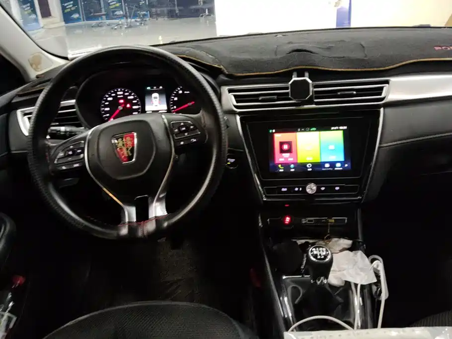 Roewe i5 — миниатюра 12