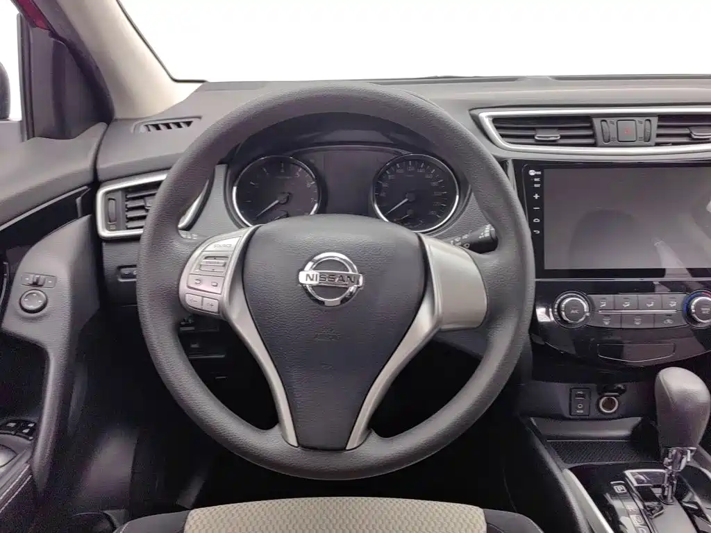 Nissan Qashqai — миниатюра 11