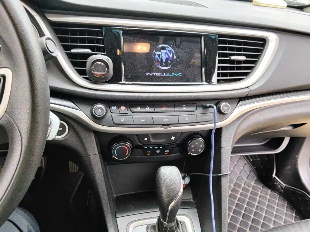 Buick Excelle — миниатюра 10