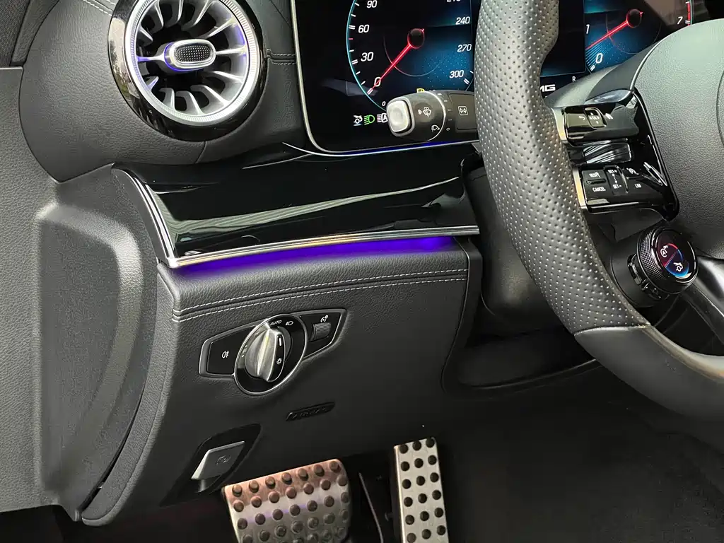 Mercedes-Benz AMG GT — миниатюра 22